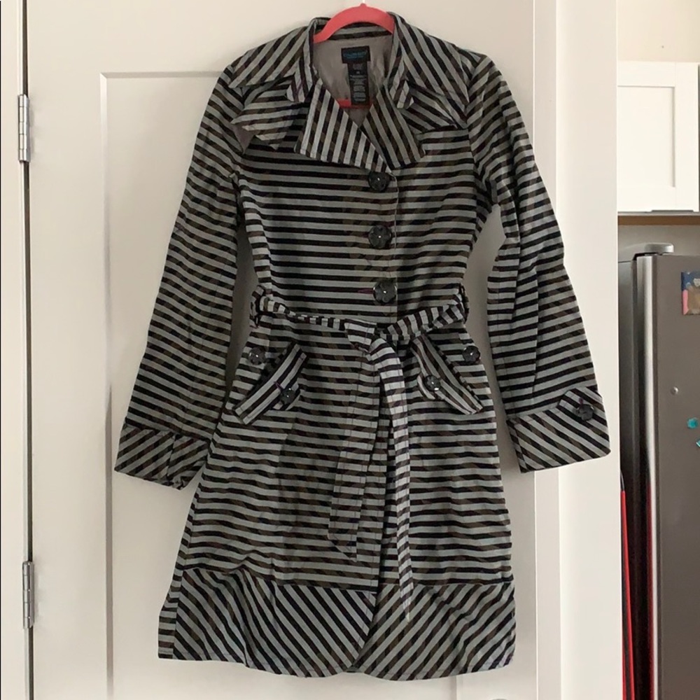 Fabulous Custo Barcelona trenchcoat